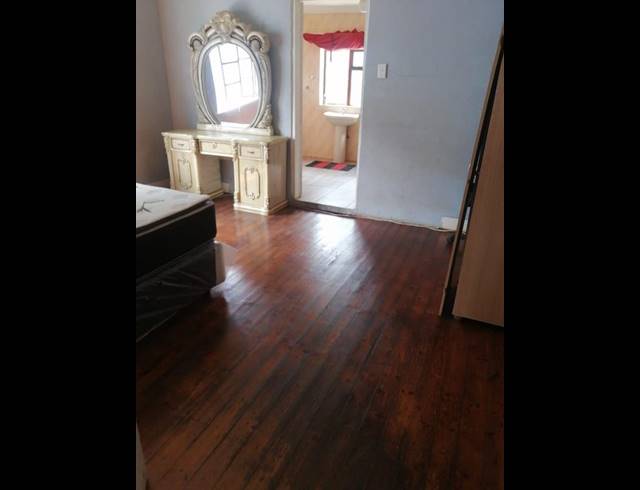 3 BEDROOM HOUSE FOR SALE IN WYCHWOOD